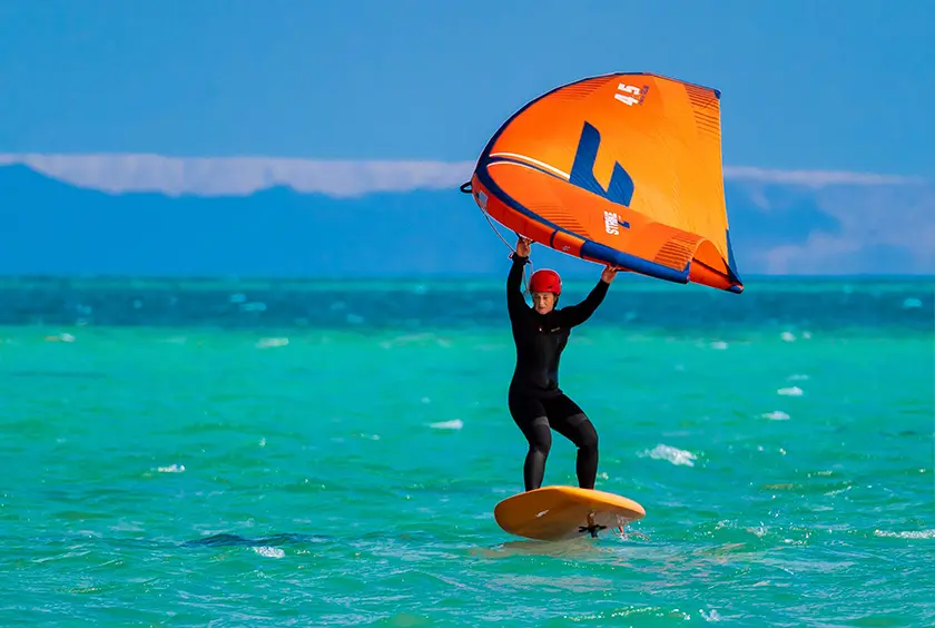 Kitesurfing