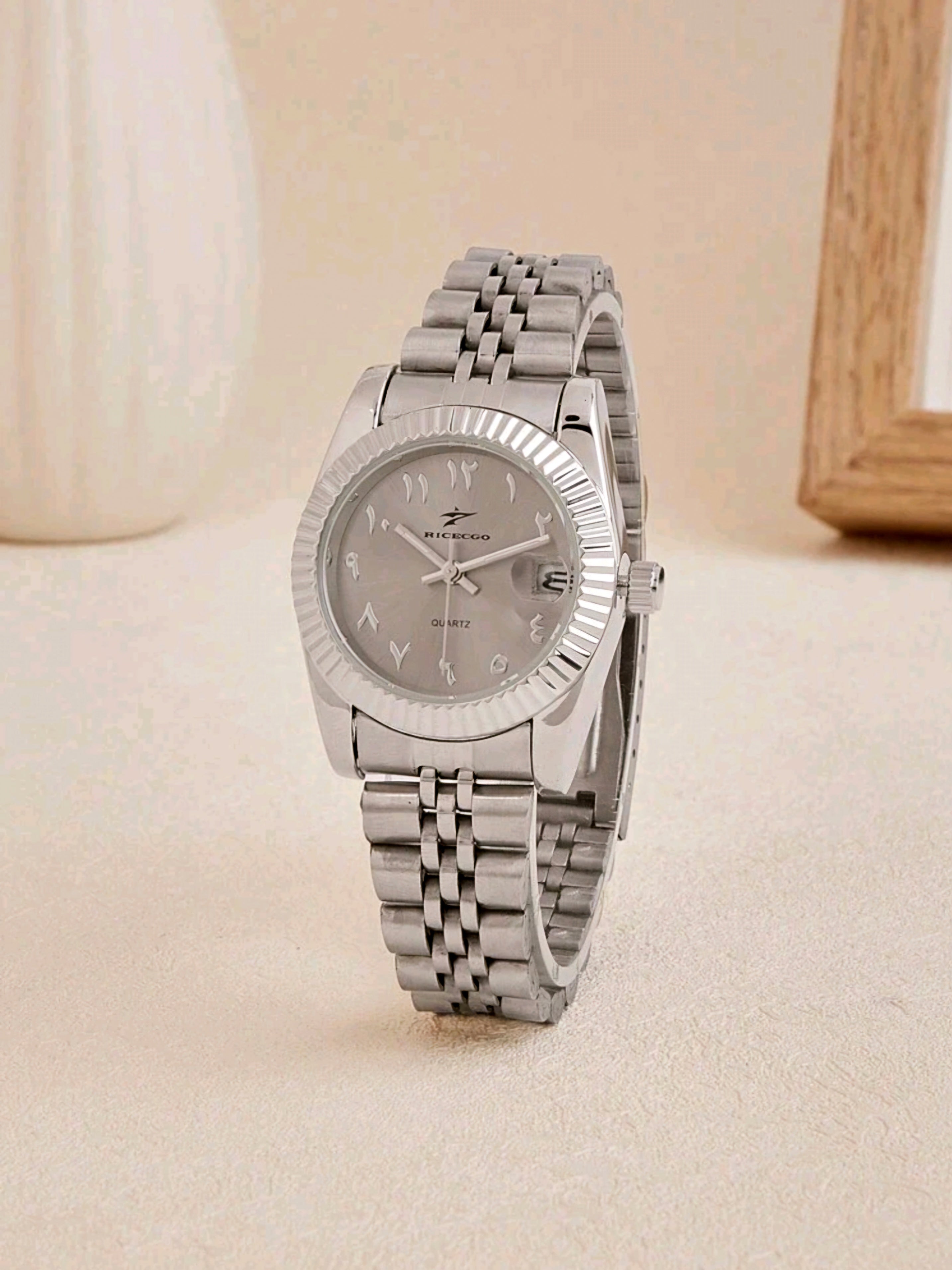 Classic Quartz Watch for Men